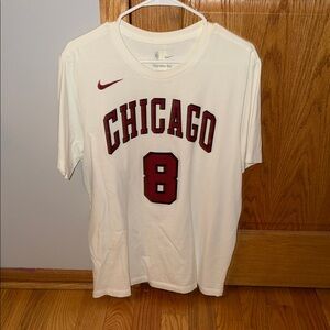 Nike Chicago Bulls Zach LaVine Name & Number T-Shirt